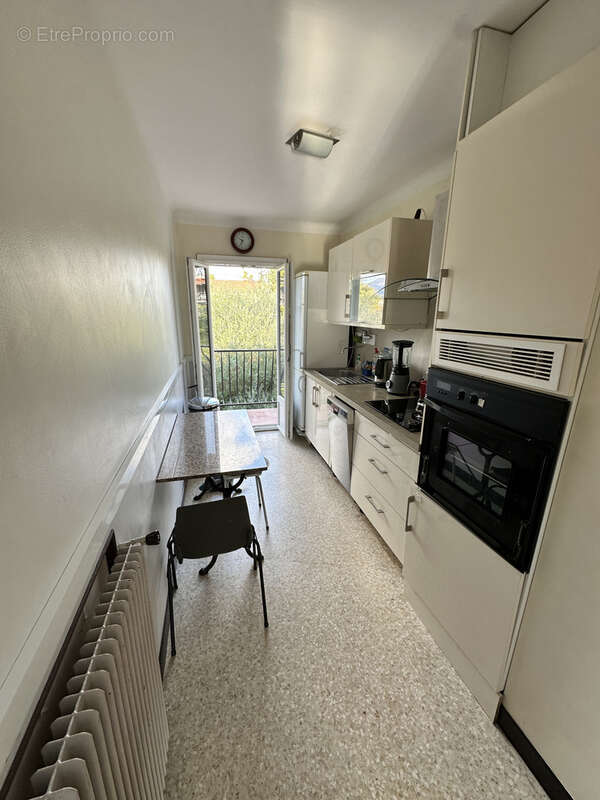 Appartement à VILLENEUVE-LOUBET