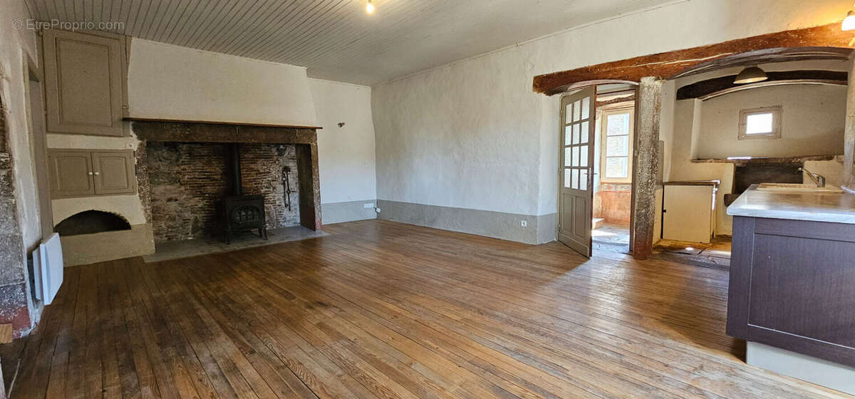 Maison de village Calvignac 5 pièce(s) 151 m2 - photo 2