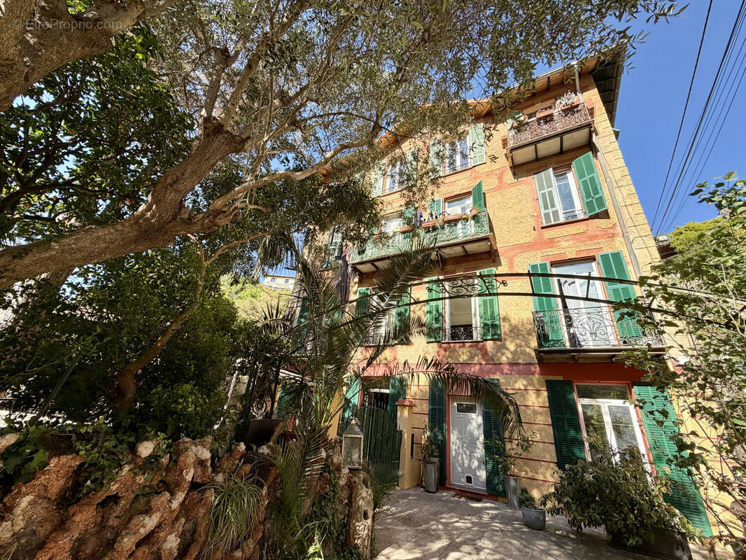 Appartement à MENTON