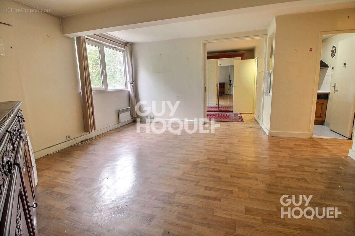 Appartement à CHAVILLE