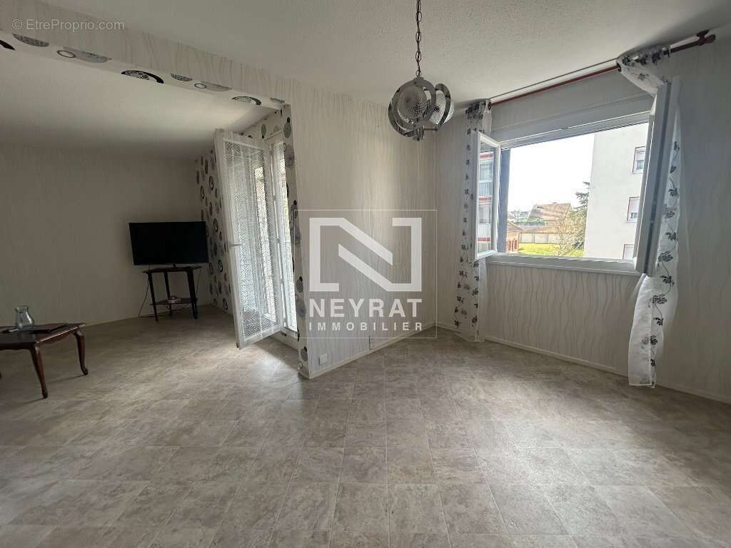 Appartement à DIGOIN