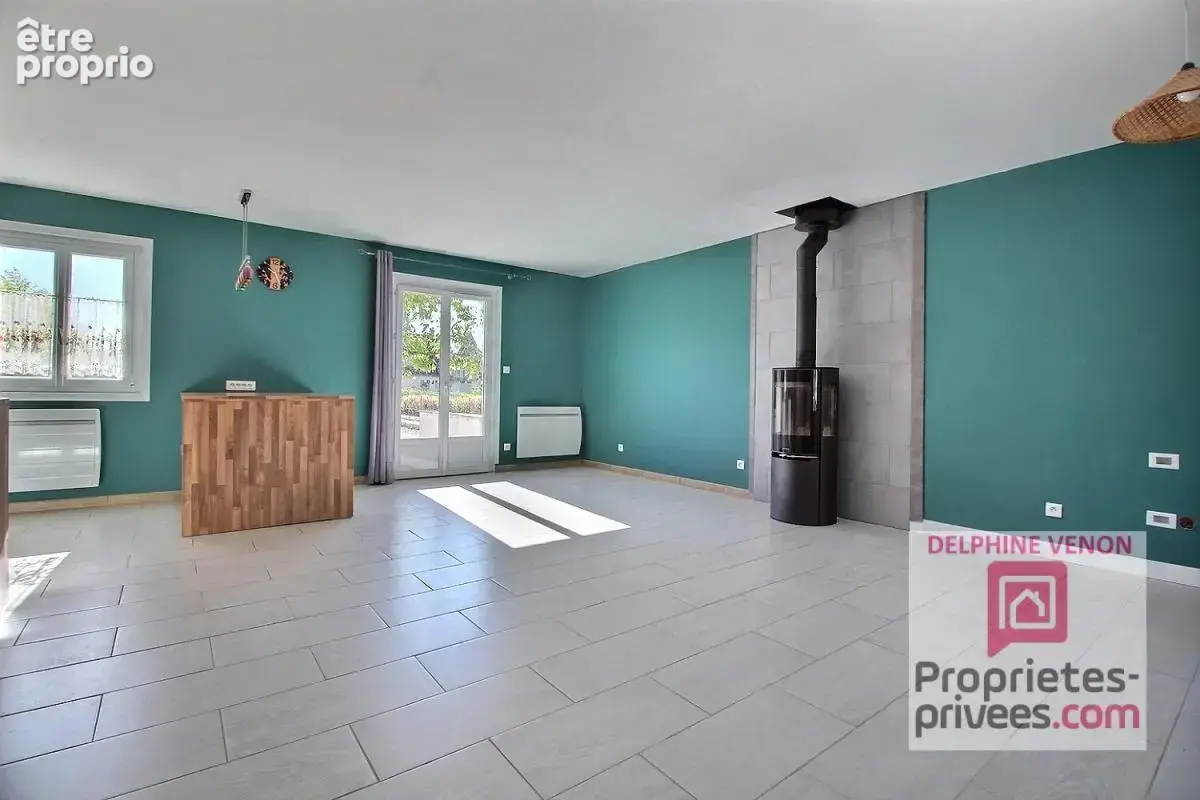 Exclusivité -  Maison  3 chambres sur sous-sol  total avec un terrain de 1002 m² proche du futur lycée à Châteauneuf sur Loire - photo 2