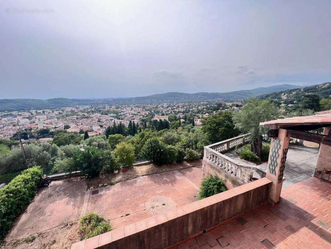 Maison à DRAGUIGNAN