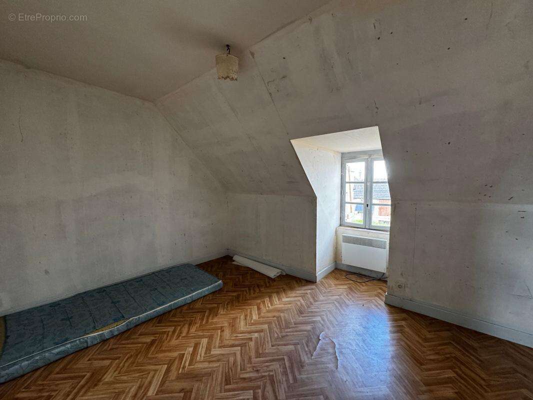Maison de ville à vendre – 2 chambres – Idéal premier achat ou investissement - photo 5