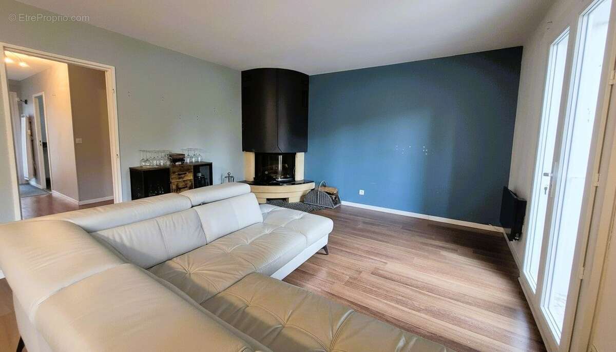 Maison à AULNAY-SUR-MAULDRE