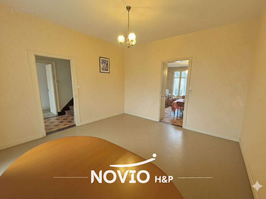 Maison à CHATELLERAULT