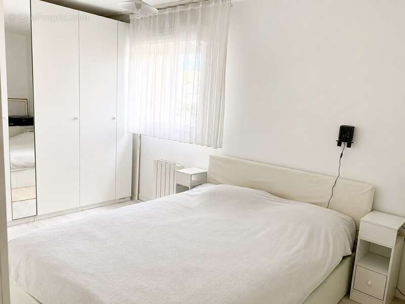 Appartement à L'ISLE-D'ABEAU