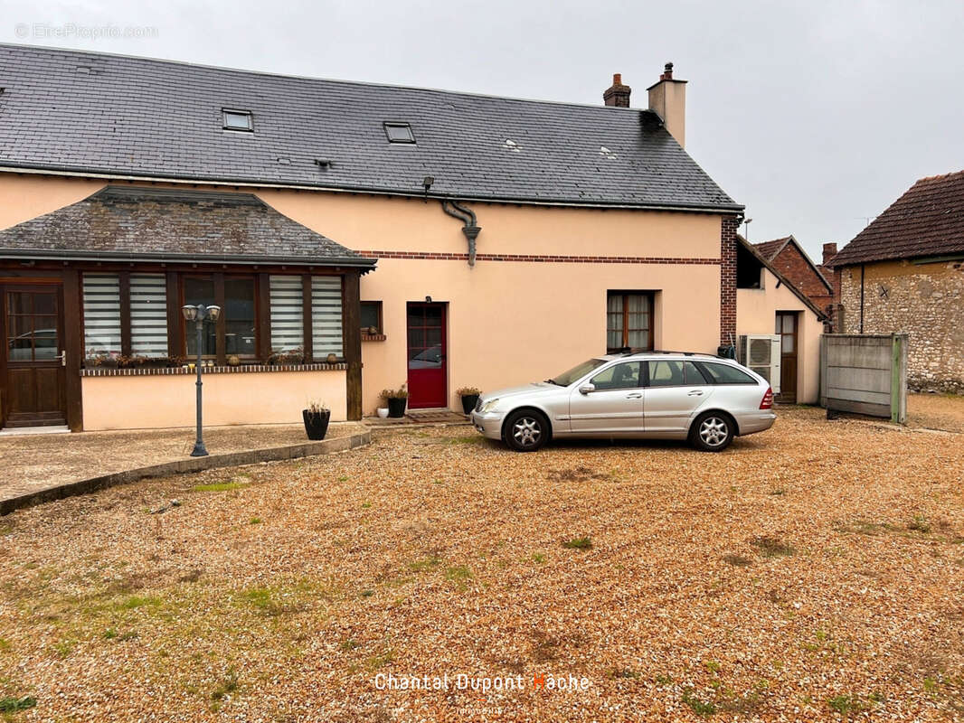 Maison à CHARTRES