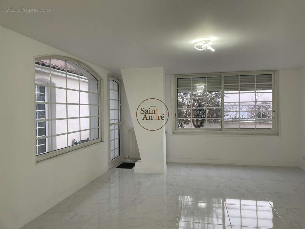 Maison 148 m² à Angouleme  - photo 2