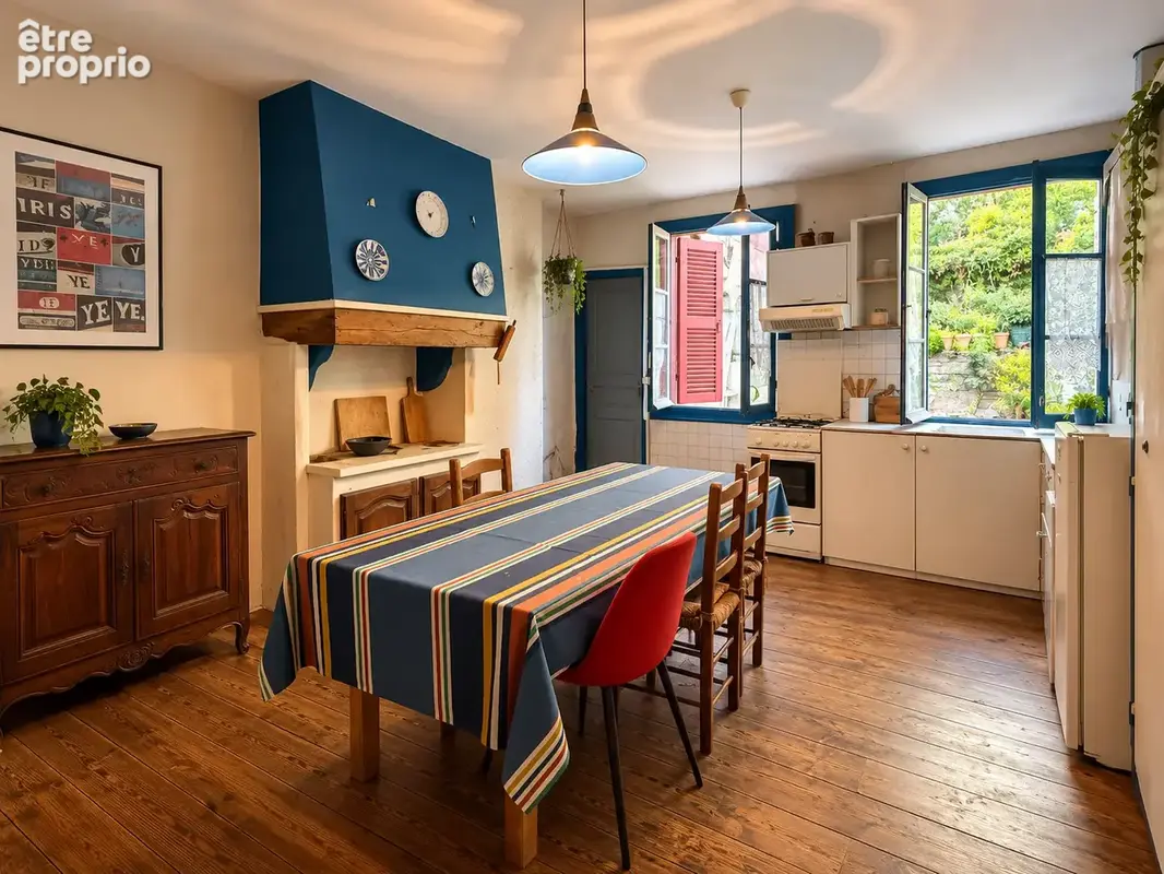 Bayonne   duplex de caractère avec balcon-terrasse   à rénover - photo 8