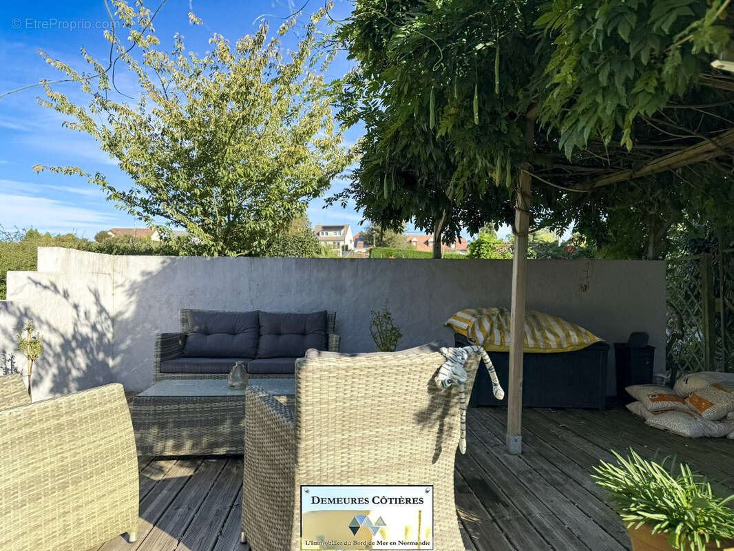 Maison à OCTEVILLE-SUR-MER