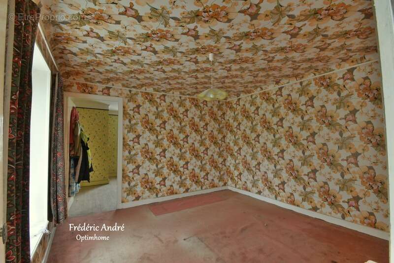 Maison à MOULINS-SAINT-HUBERT