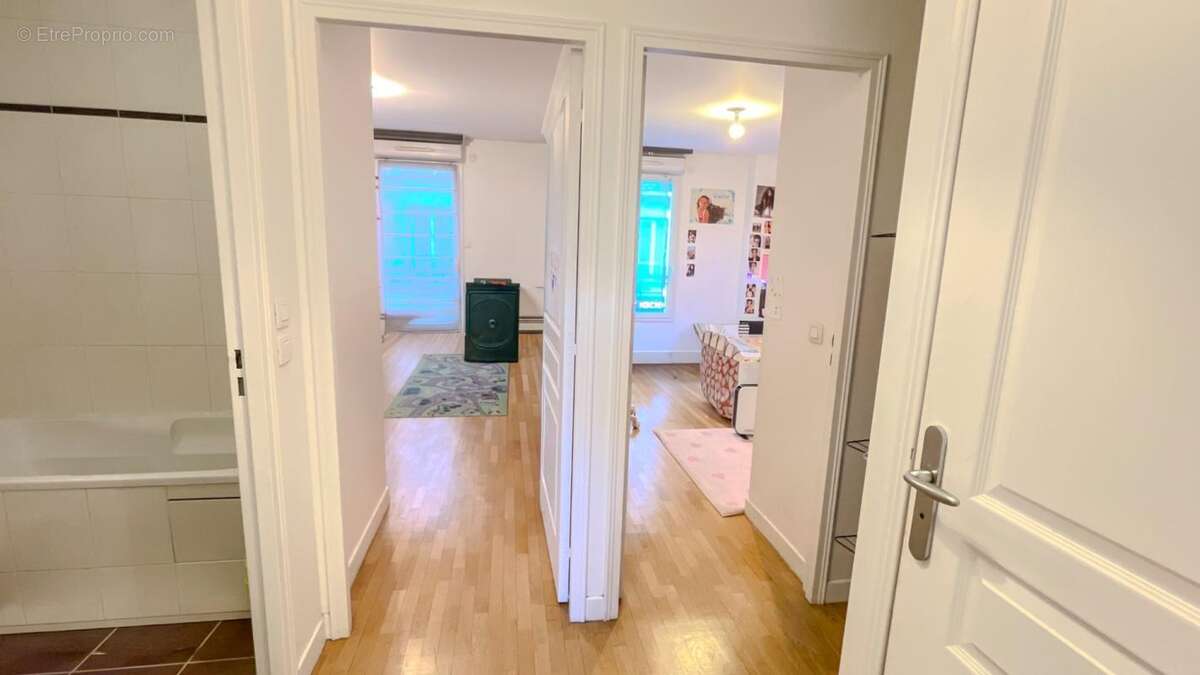 Appartement à GARCHES