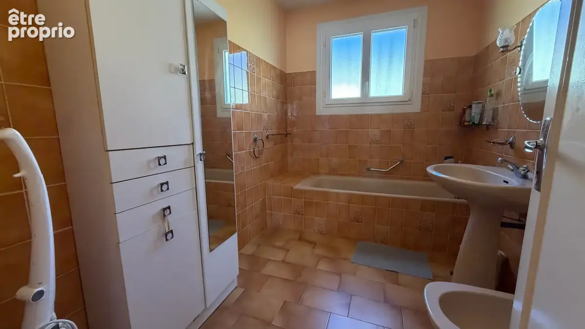 CITE MION - Maison familiale 150 m2 avec suite parentale, garage et jardin - photo 9