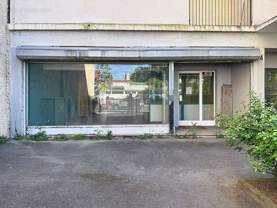 Commerce à VILLEURBANNE
