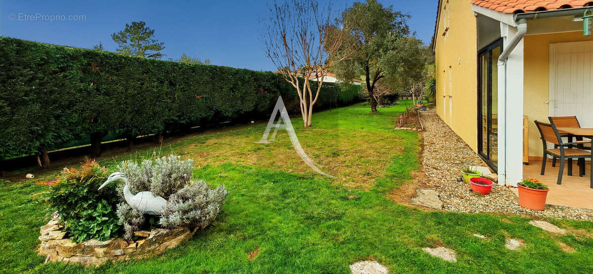 Maison à MONSEMPRON-LIBOS