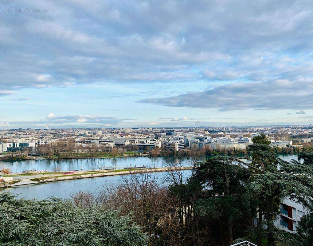 Appartement à LA MULATIERE
