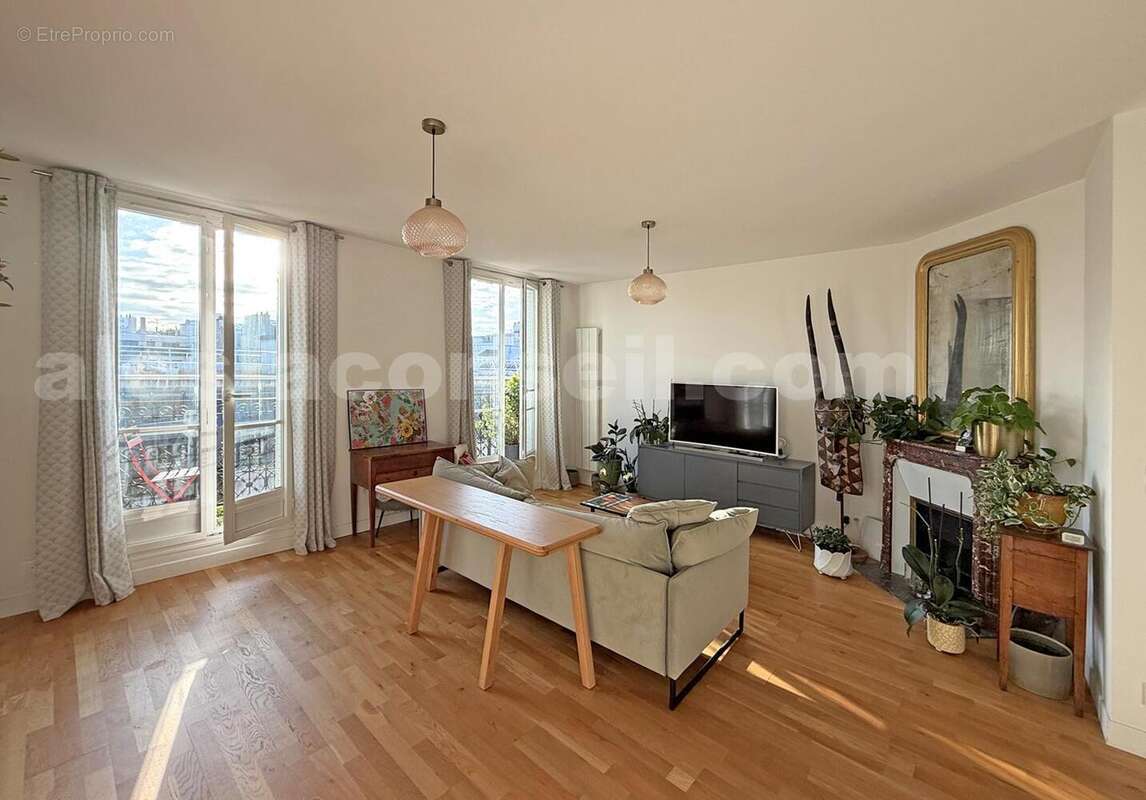 hein12-char-sej - Appartement à PARIS-14E