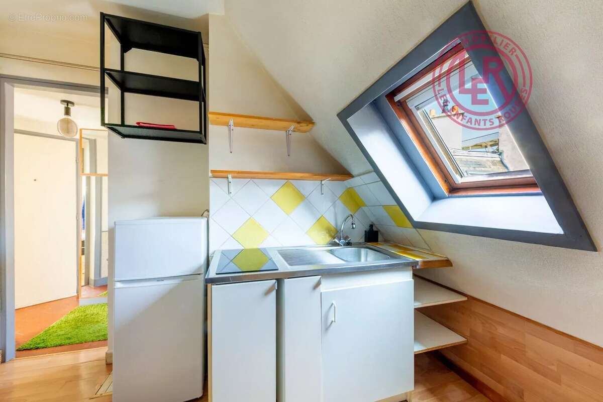 Appartement à PARIS-10E