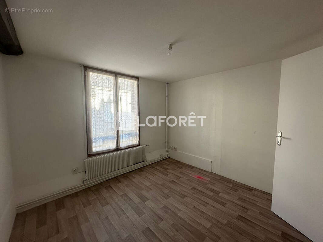 Appartement à MERU
