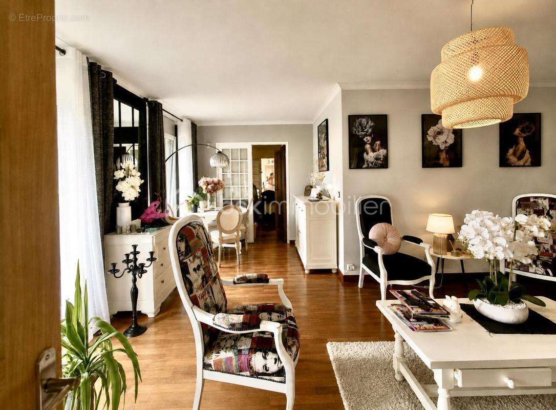 Appartement à ELANCOURT