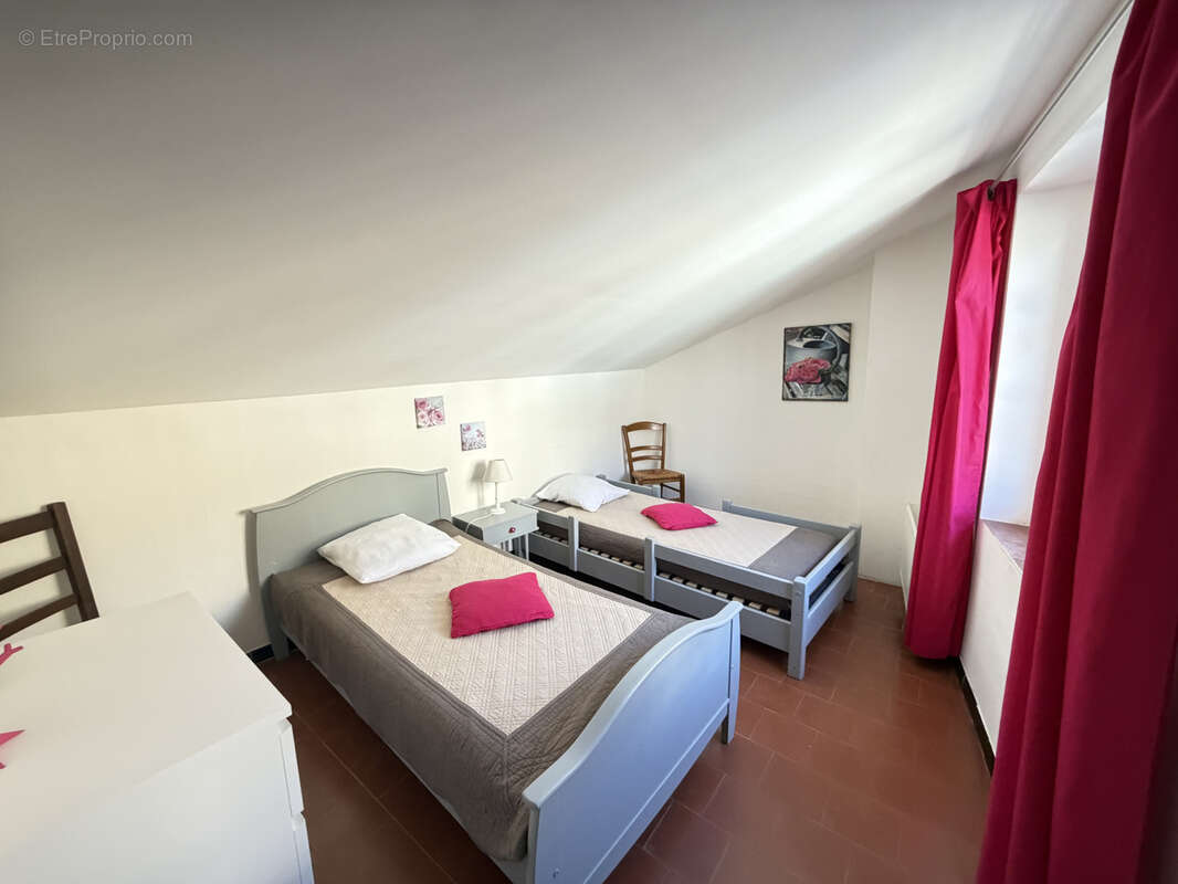 Maison à MOISSAC-BELLEVUE