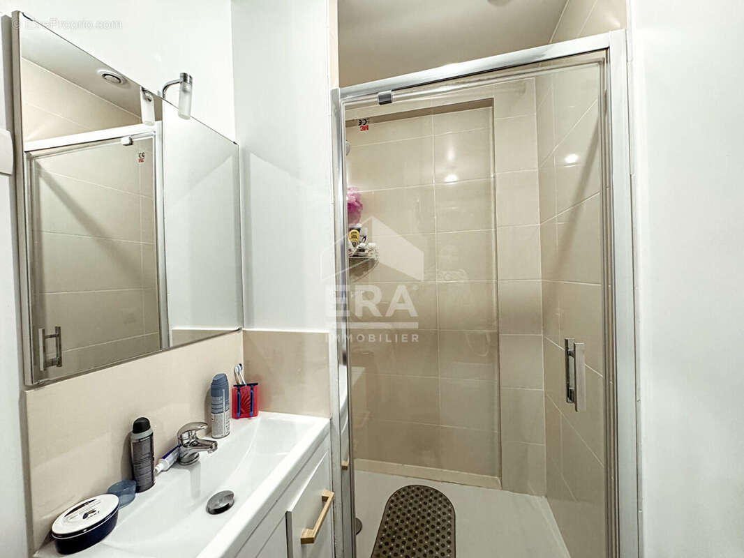 Appartement à SARTROUVILLE