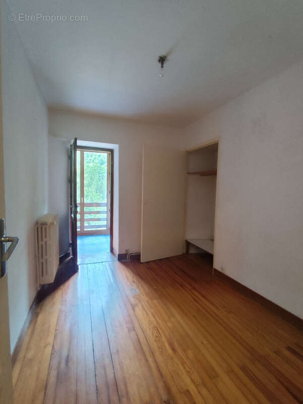Appartement T4/5 avec jardin de 370 m2   Fort potentiel - photo 6