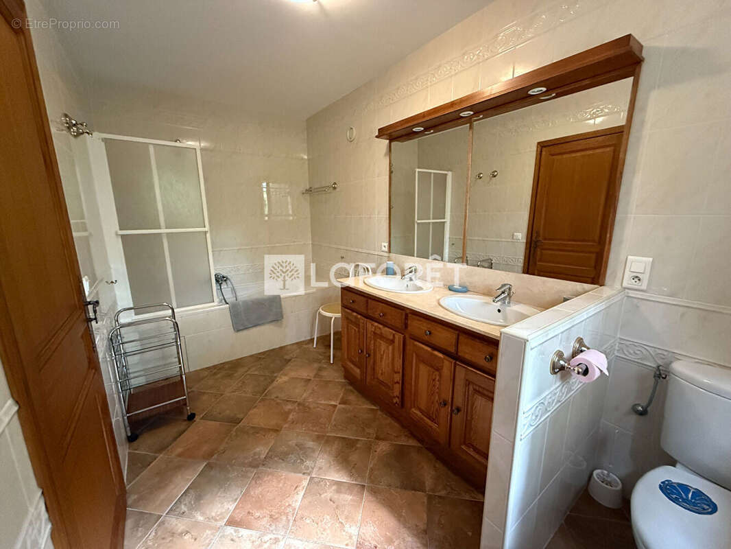 Maison à SAINT-PAUL-EN-FORET