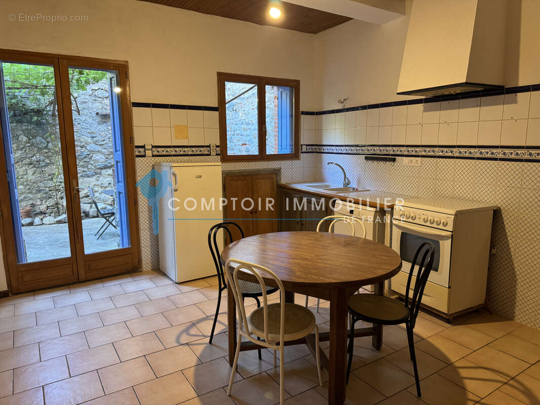 Maison de village avec local commercial et appartements à VILLEFRANCHE DE CONFLENT - photo 11