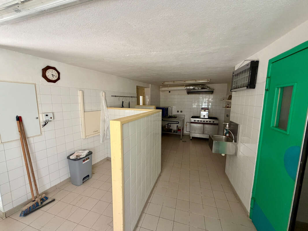 Region baronnies - ensemble immobilier avec commerce et appartement - photo 18