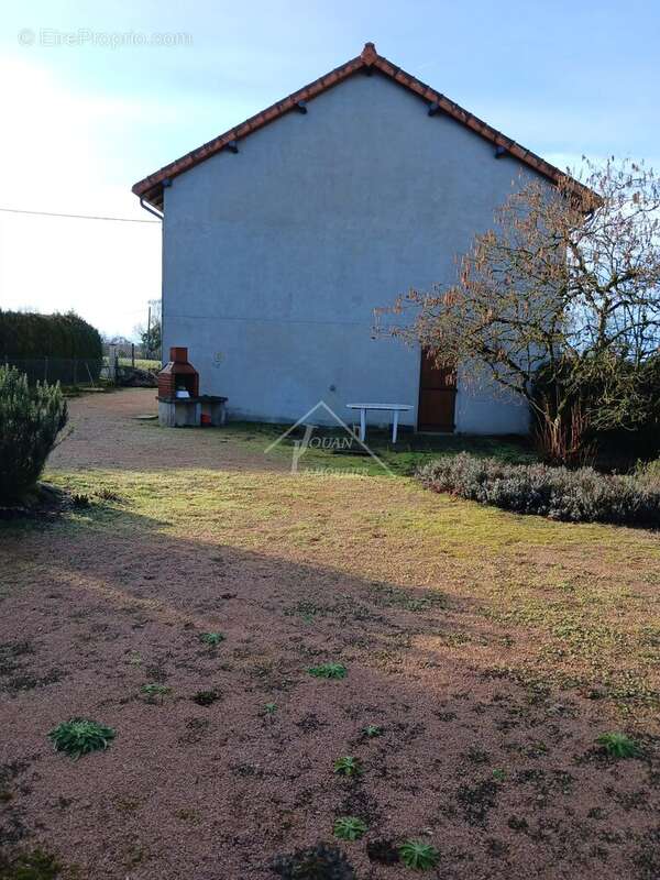 Maison à VARENNES-SUR-ALLIER