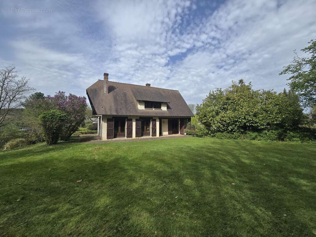Maison à AULNAY-SUR-ITON