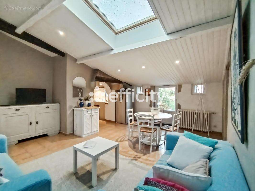 Maison à NIEUL-SUR-L&#039;AUTISE