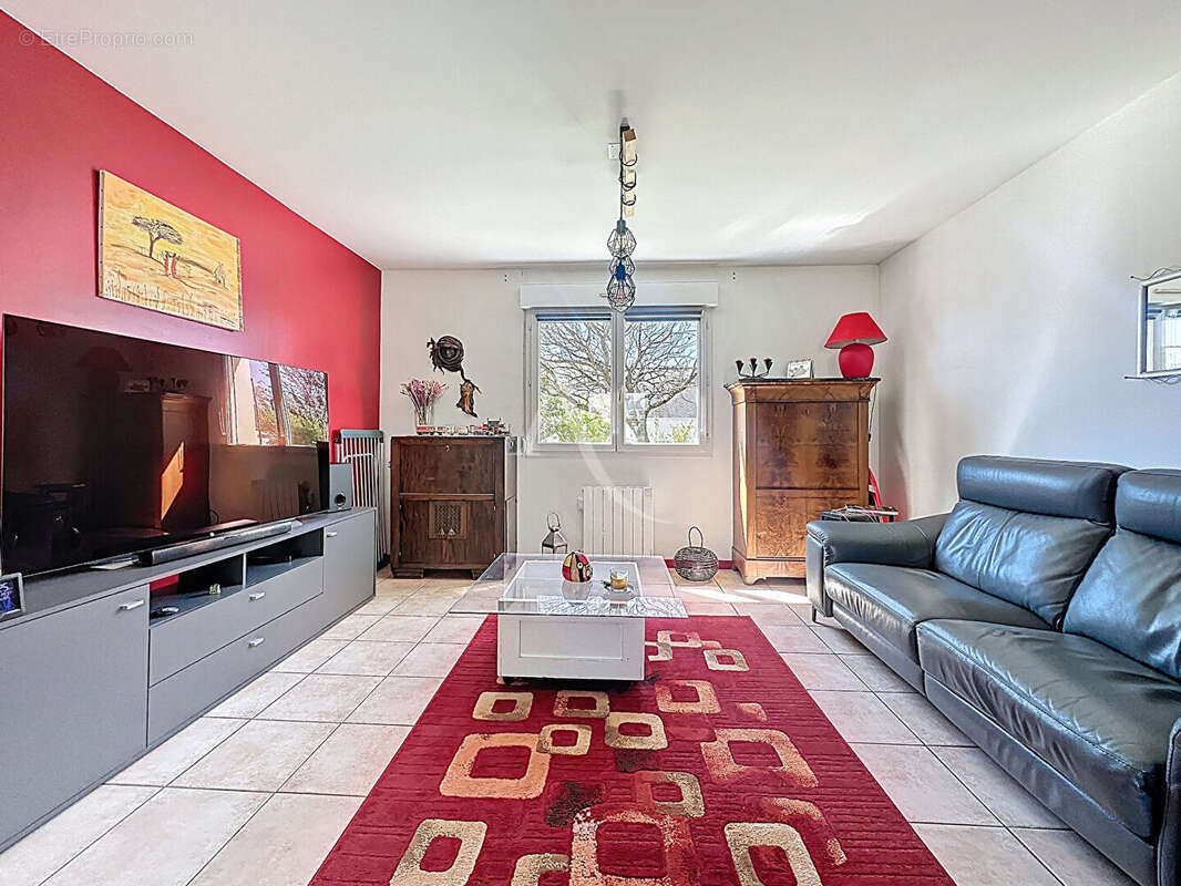 Maison à BRISSAC-QUINCE