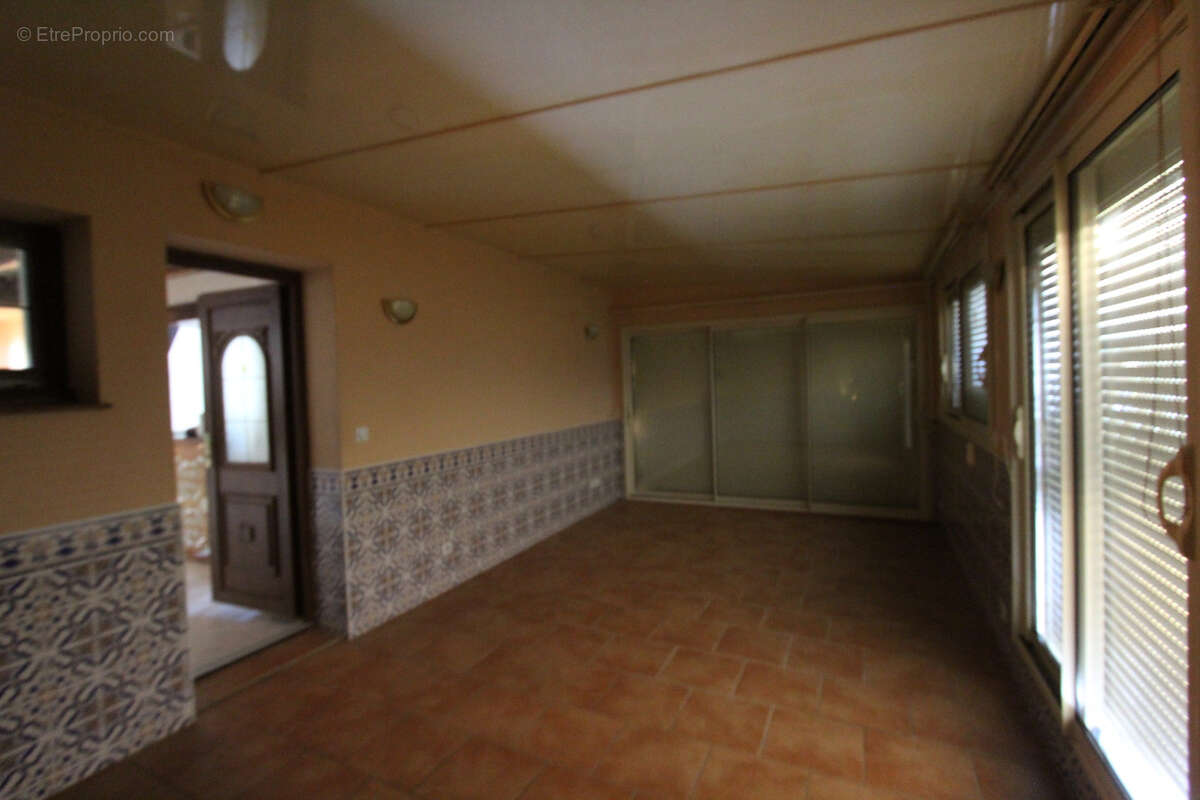 Maison à CHATEAUNEUF-VAL-DE-BARGIS