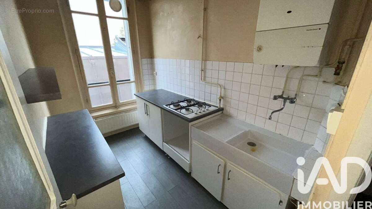 Photo 5 - Appartement à COURBEVOIE