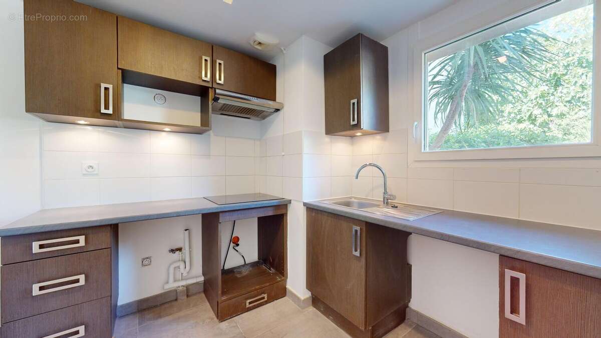 Appartement à MARSEILLE-12E