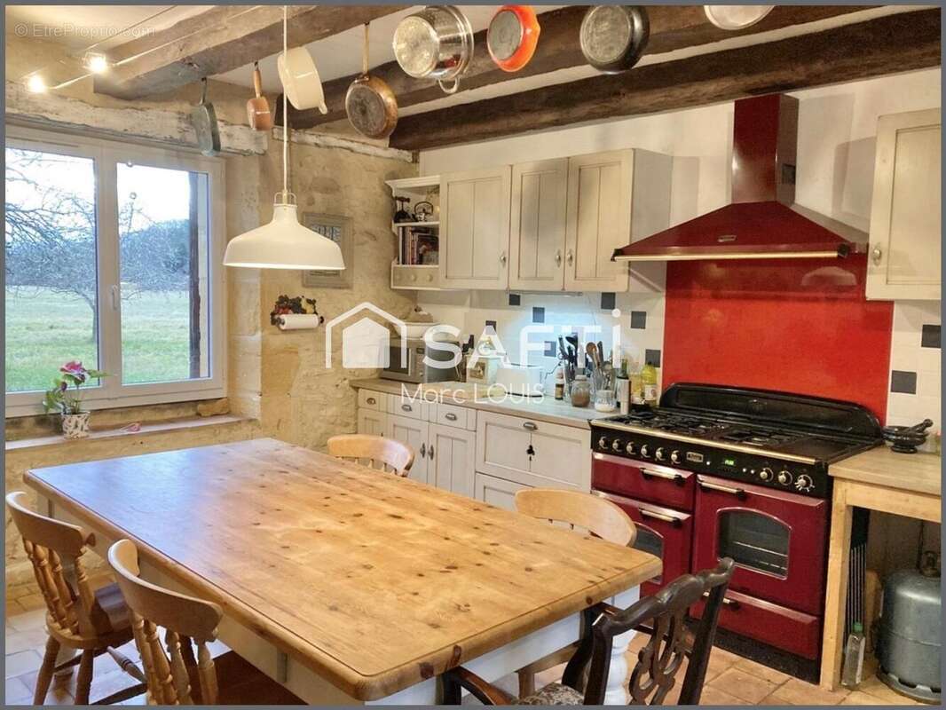 Photo 4 - Maison à MAUZAC-ET-GRAND-CASTANG
