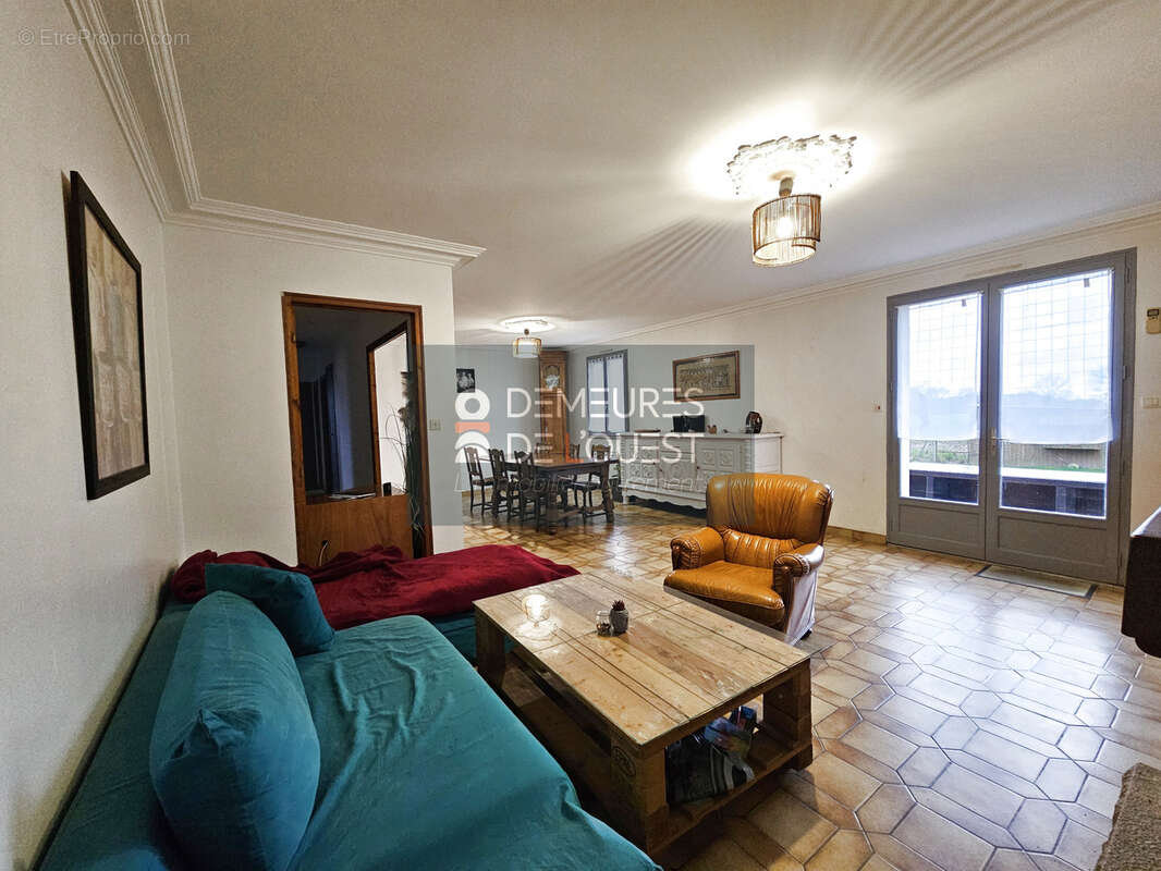Maison à ROMILLE