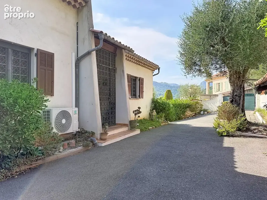 Maison avec Piscine et garage à Saint Martin du var - photo 4
