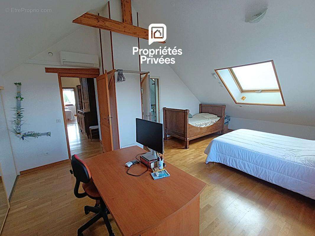 Dans le Dépt 25, en secteur limitrophe à MARNAY 70 : Belle maison familiale de 193 m2 habitables avec sous-sol complet semi-ente - photo 9