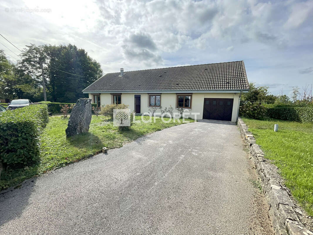 Maison à SAINT-MAUR