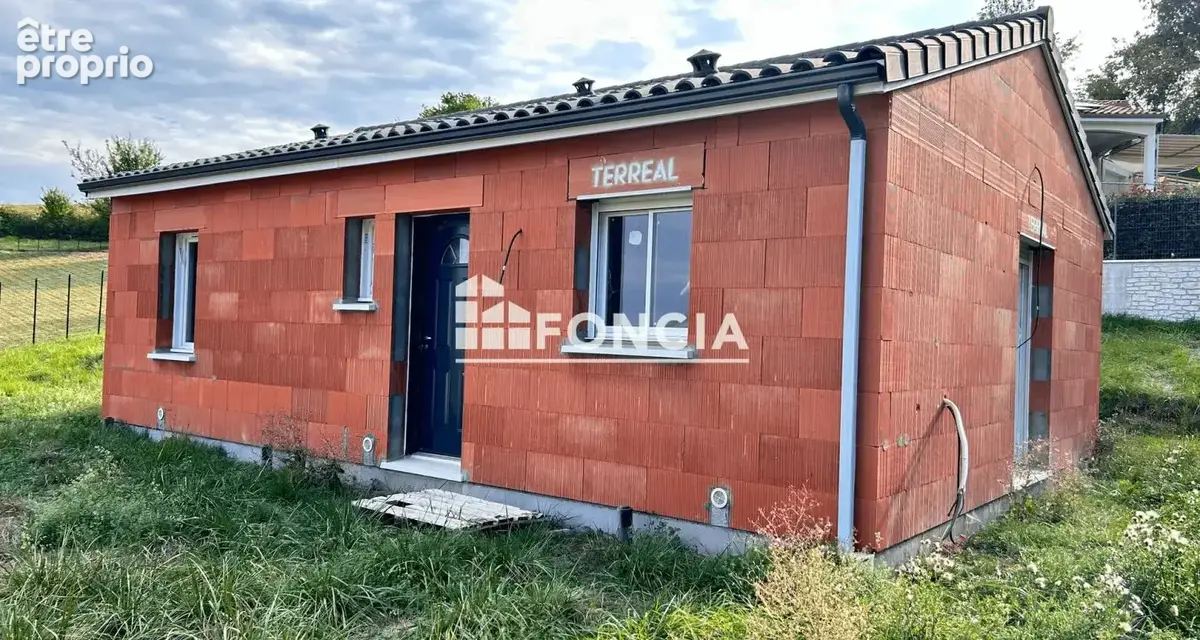 Atur – maison à fort potentiel avec terrain de 963 m² - photo 1