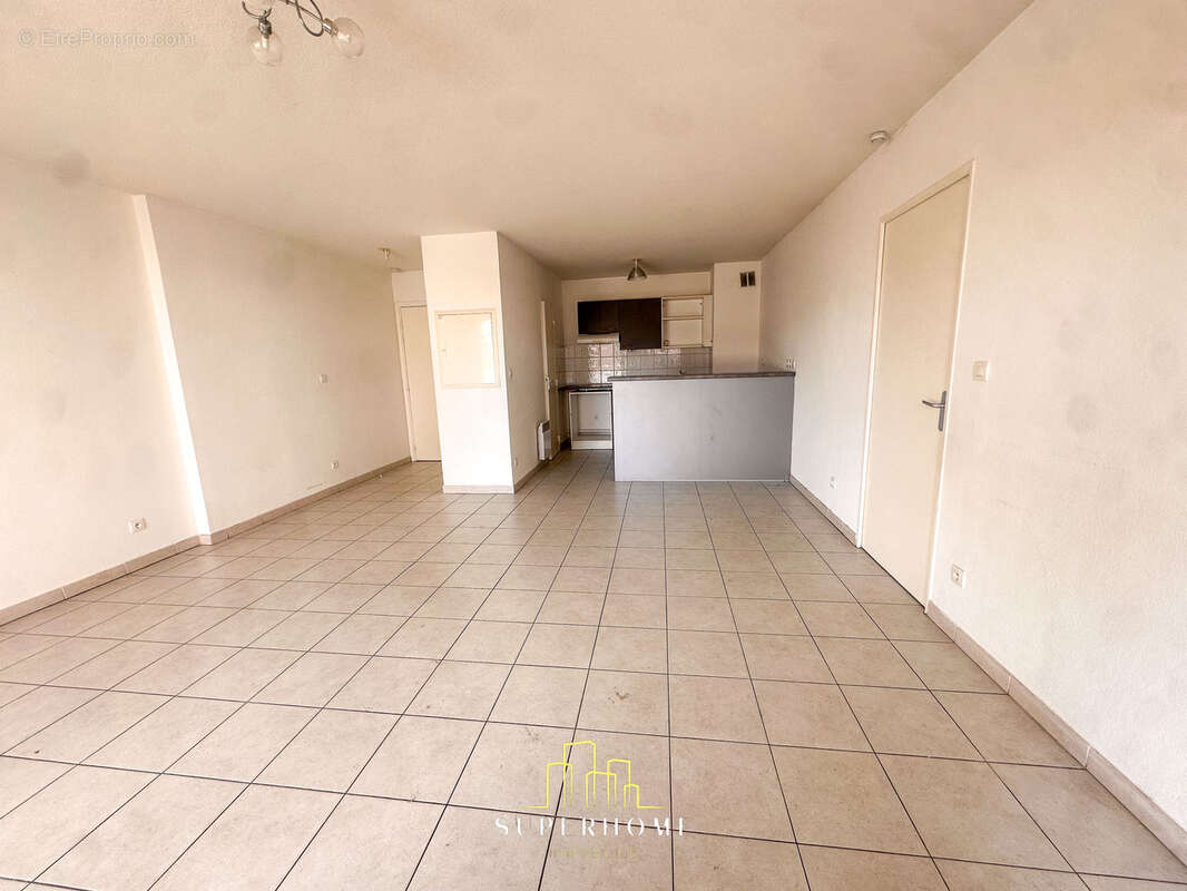 Appartement à MARSEILLE-9E