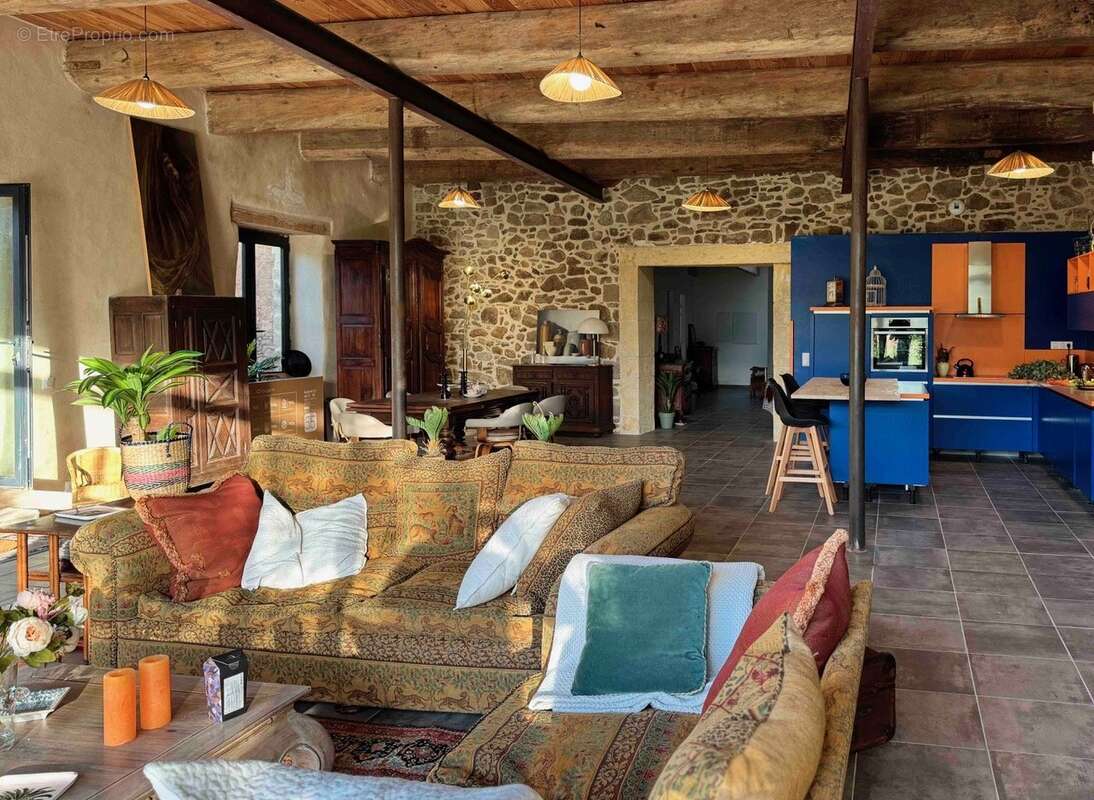 Maison à CEBAZAN