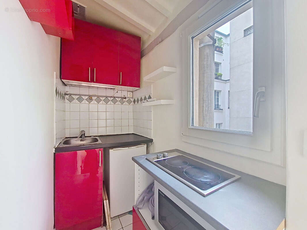 Appartement à PARIS-2E
