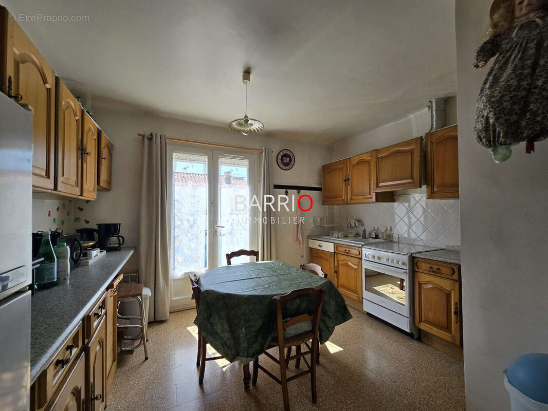 Maison à SAINT-GENIS-DES-FONTAINES