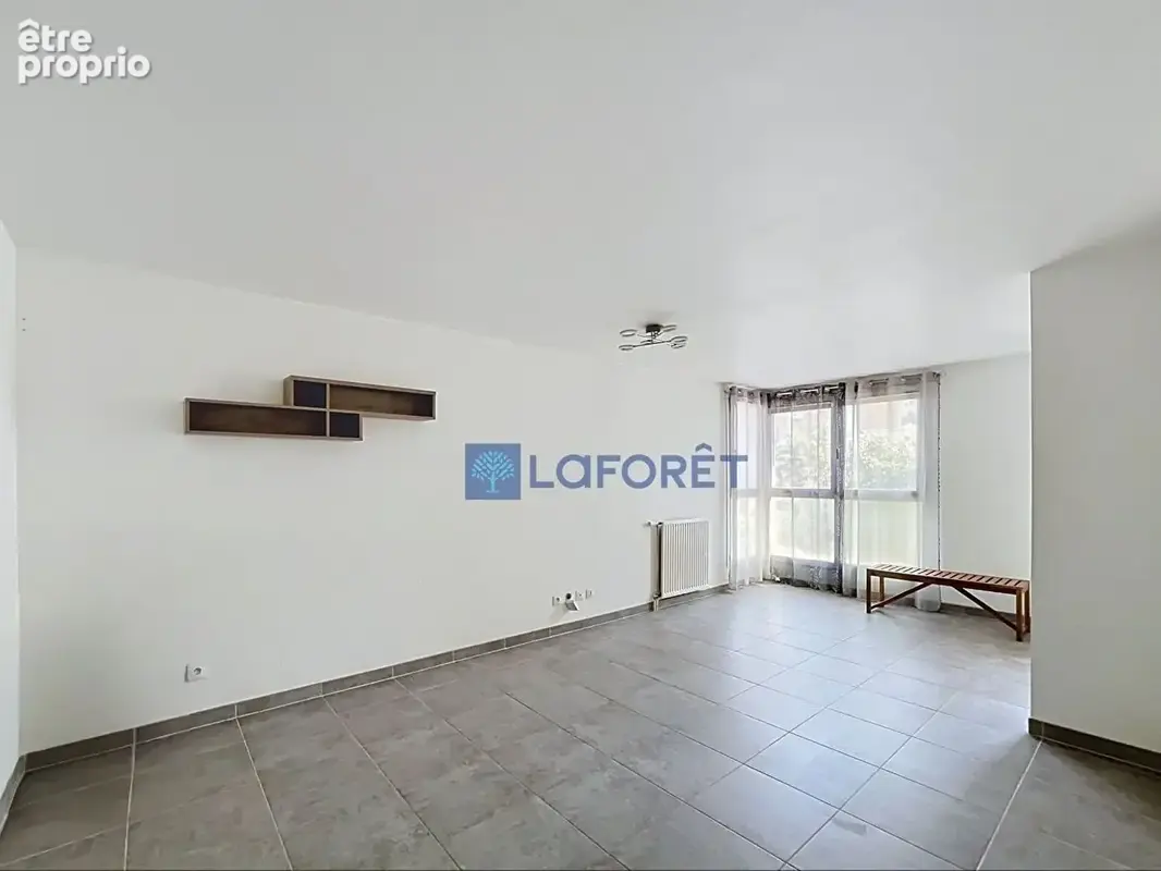 Appartement 5 pièces 3 chambres - Saint Pierre Du Perray - photo 2