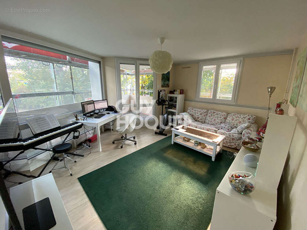 Appartement à CHELLES